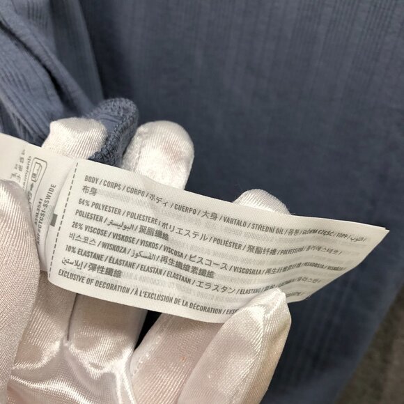 Hollister Long Sleeve Cropped T Shirt Womens L Blue Scoop Neck Button Front Knit - Picture 8 of 8